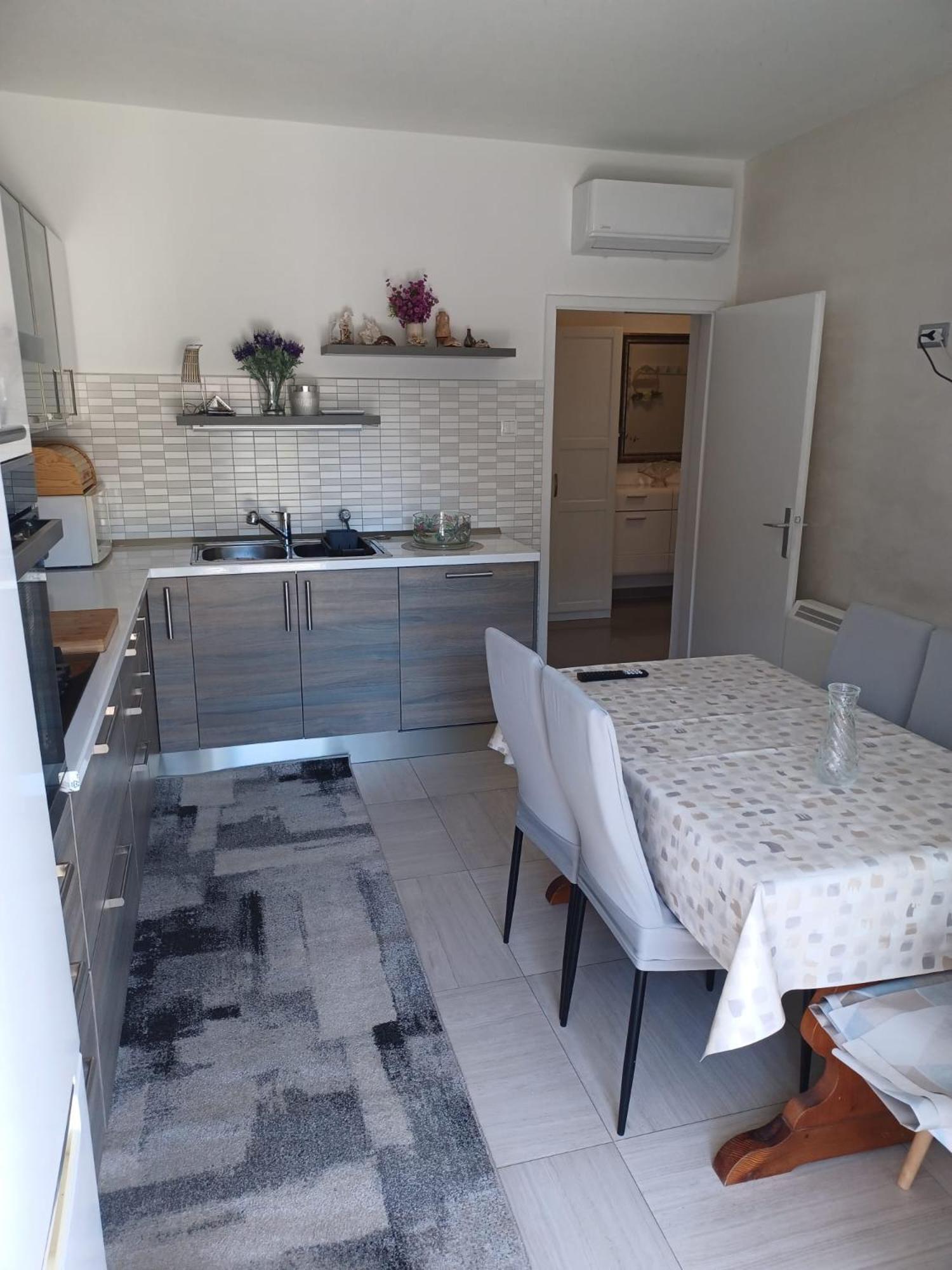 Studio Apartman Marija トロギール エクステリア 写真